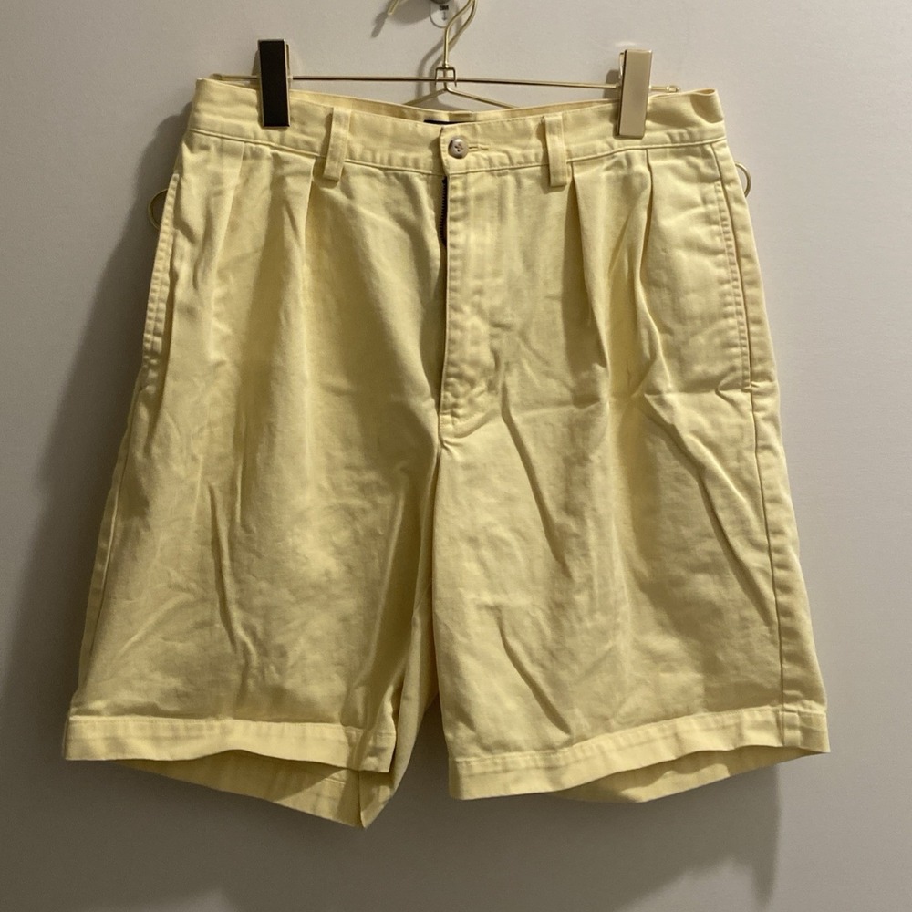 Polo by Ralph Lauren Men's Pale Yellow Flat-Front Shorts